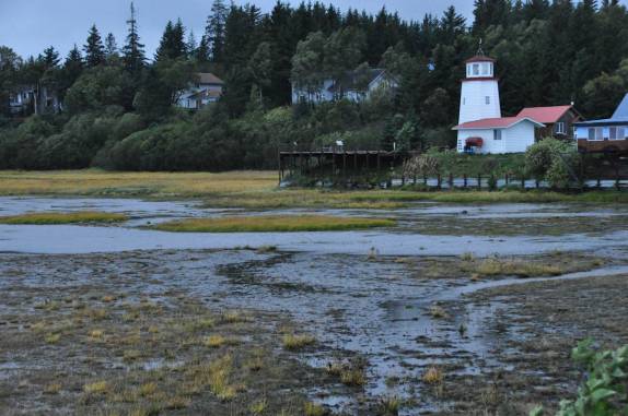 Maré baixa na praia do Farol em Homer, na Península do Kenai, no sul do Alaska